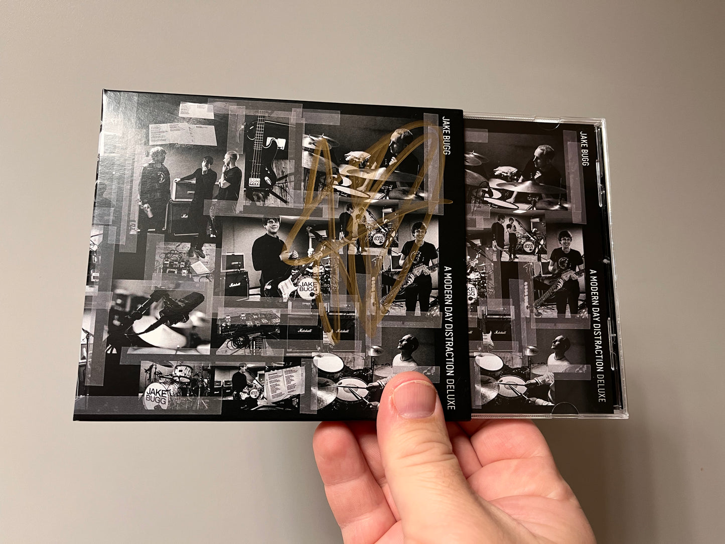 Jake Bugg 'A Modern Day Distraction Deluxe' LP (*SIGNED*)